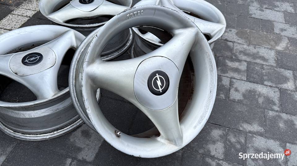 Alufelgi Artec Spoke r15 4x100 ET38 7J opel