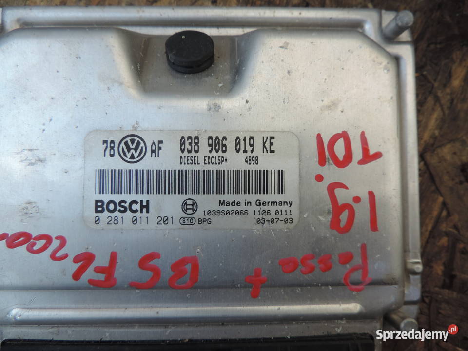 KOMPUTER VW PASSAT 19 TDI 038906019KE 0281011201 Układ elektryczny Nowy Sącz