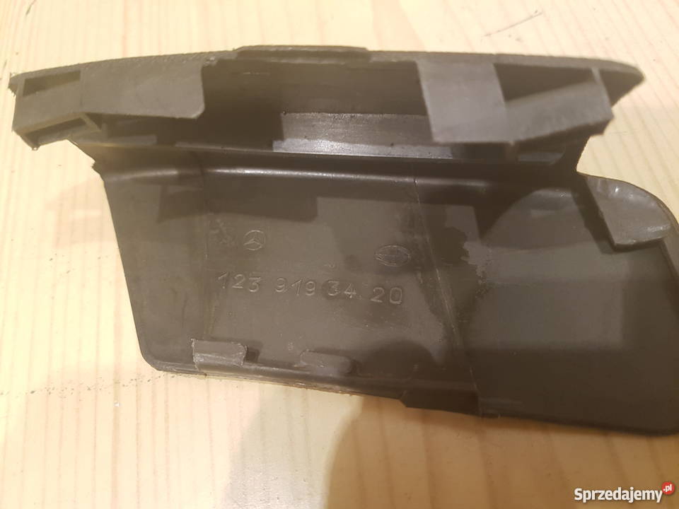 Boczna osłona zaślepka siedzenia Mercedes 123 pomorskie sprzedam