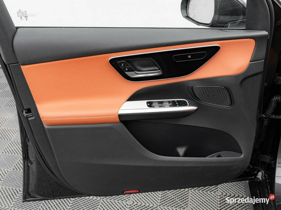 Mercedes GLC 300 DX25975300 DE 4MATIC Avantgarde autoalarm pomorskie