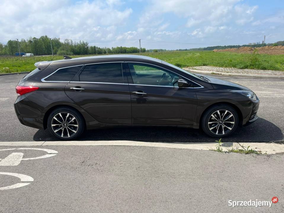 Hyundai i40 Hyundai i40 2017 r 17 CRDI BOGATA wielofunkcyjna kierownica Ropczyce