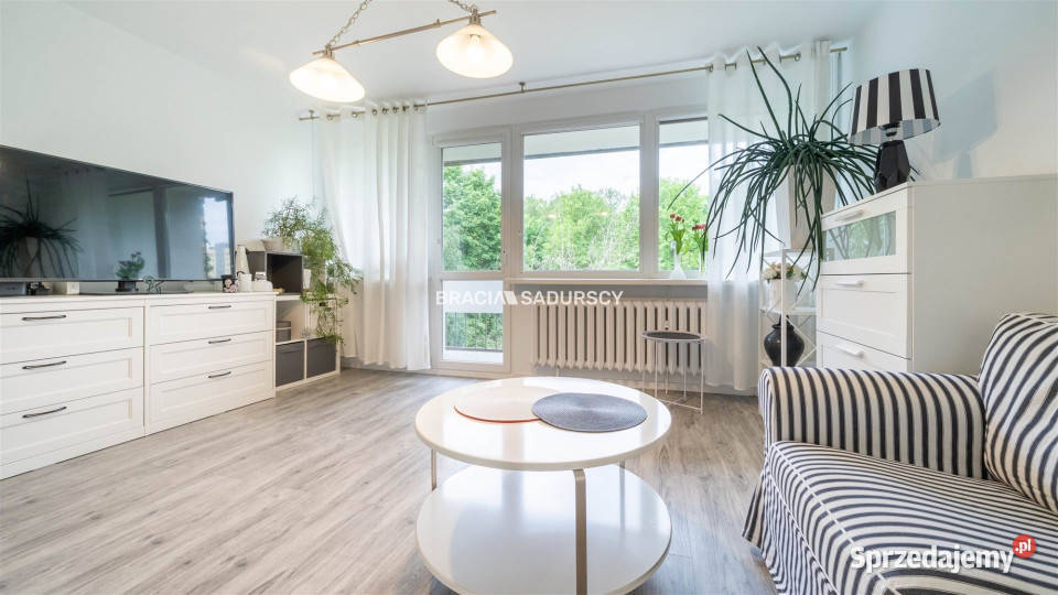 Mieszkanie 50m2 2 pokoje Kraków Heleny wielka płyta