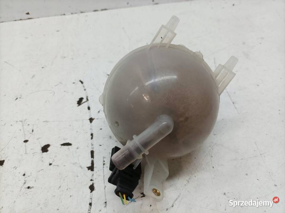 ZBIORNICZEK WYRÓWNAWCZY PŁYNU CHŁODNICZEGO 16 sprzedam