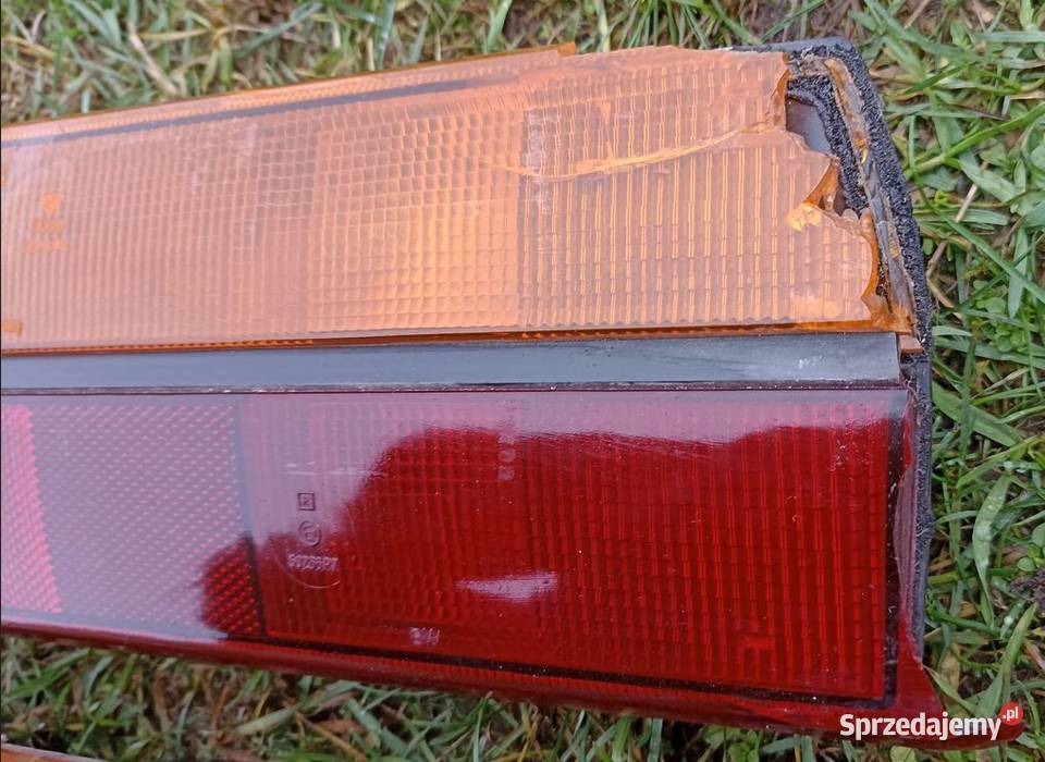 LAMPA LAMPY TYŁ TYLNE AUDI 80 B1 Wilga