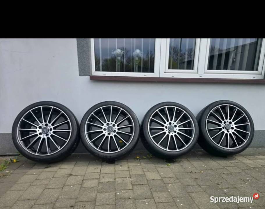 Felgi z oponami do Mercedesa AMG