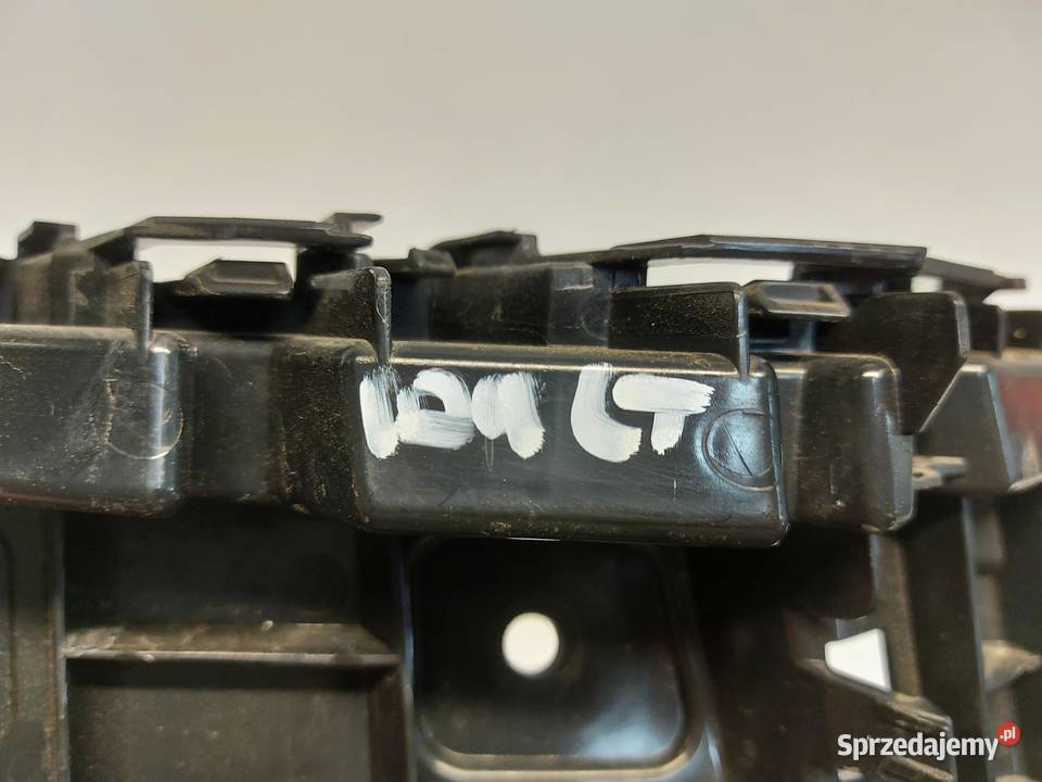 VW ID4 11A 2024r SUV 5D ŚLIZG ZDERZAKA LEWY TYŁ