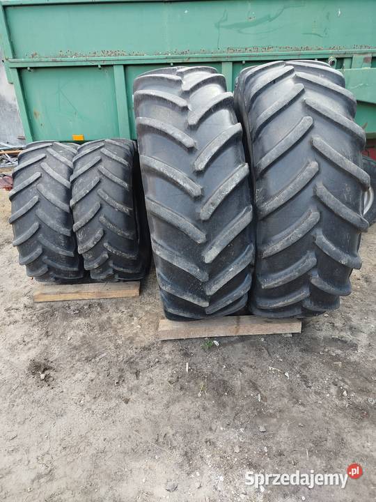 Komplet opon do ciągnika Michelin