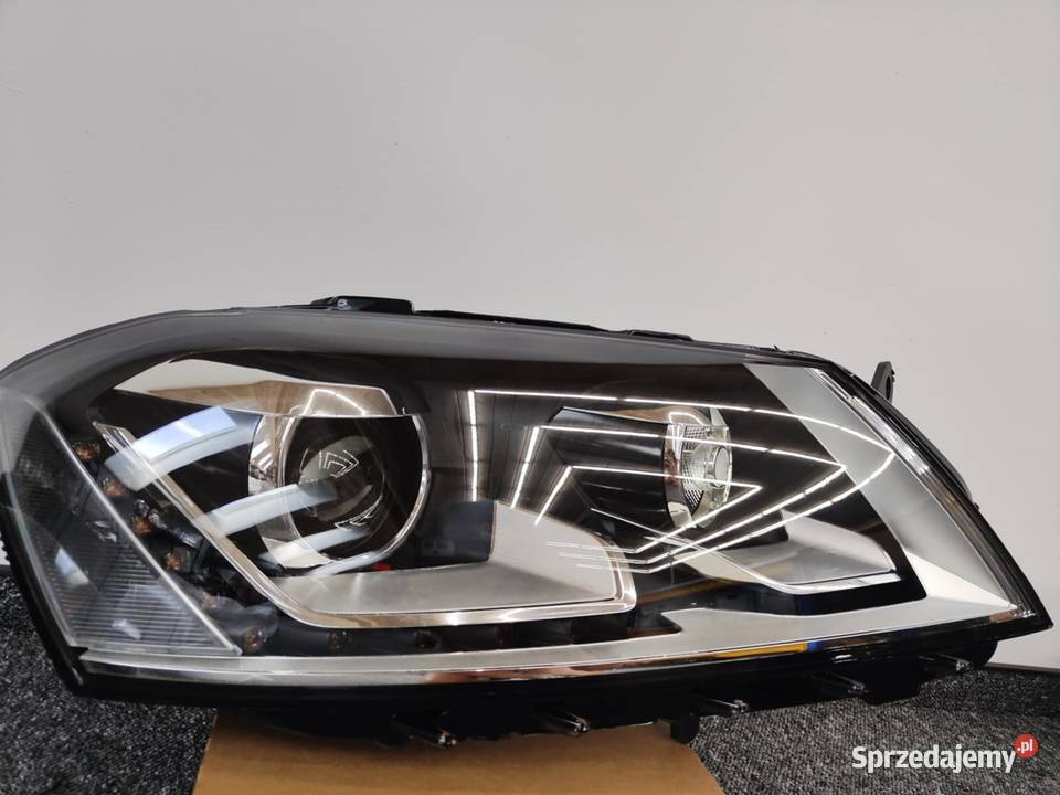 Reflektor prawy VW Passat B7 bixenon z Led Kielcza