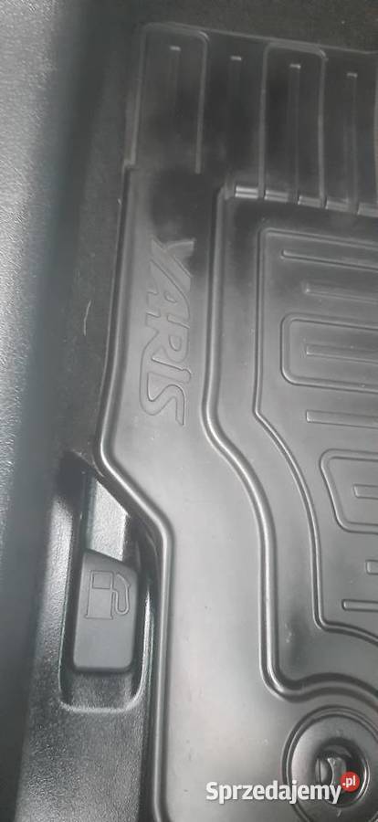 Toyota Yaris III 2014 13 Salon Polska Yaris Częstochowa