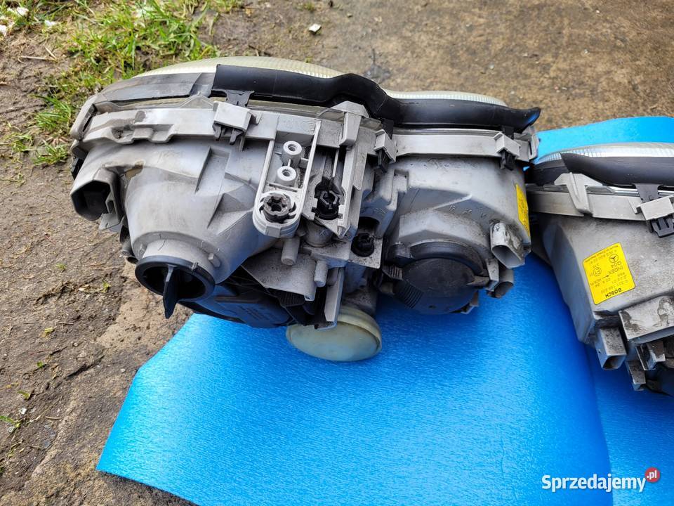 Lampy przednie w203 przedlift Oświetlenie Słupsk