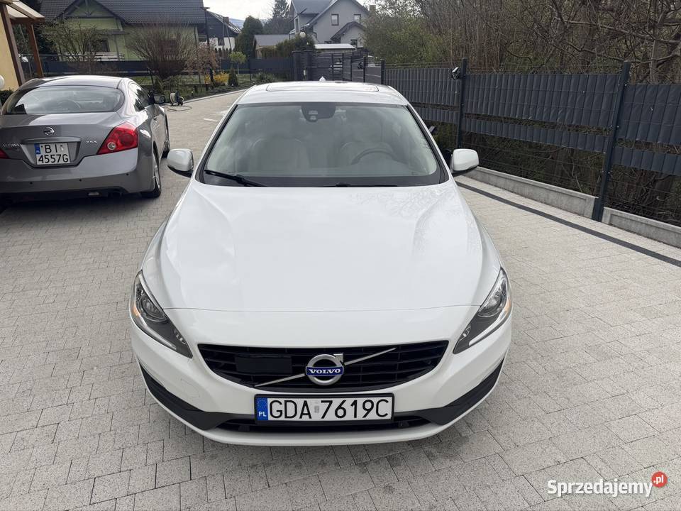 Volvo s60 25 t 300 koni niski przebieg szyberdach Radziechowy