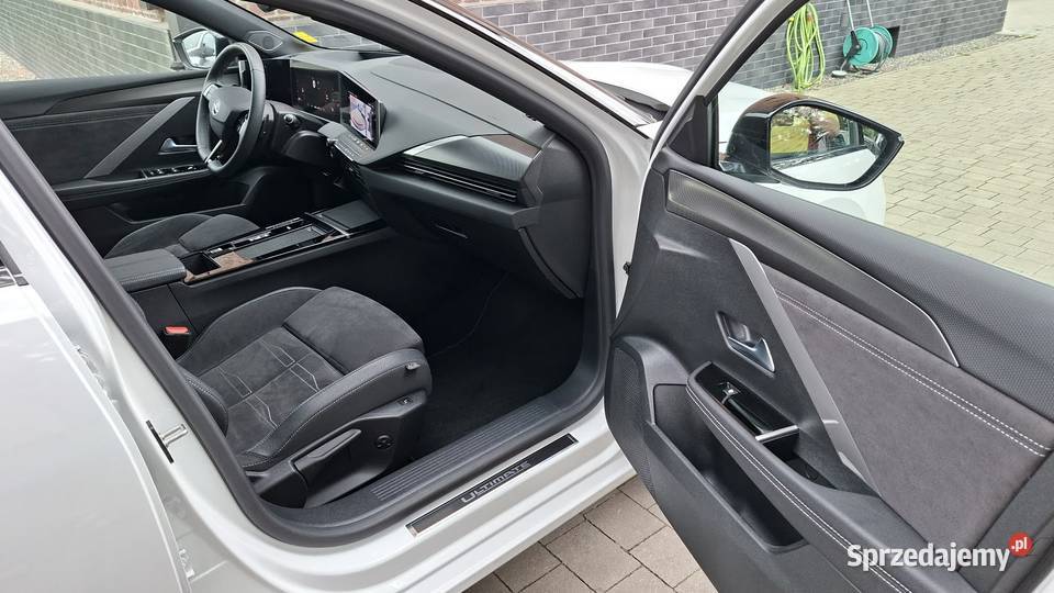 Opel Astra 12 Turbo Automatik GS ABS