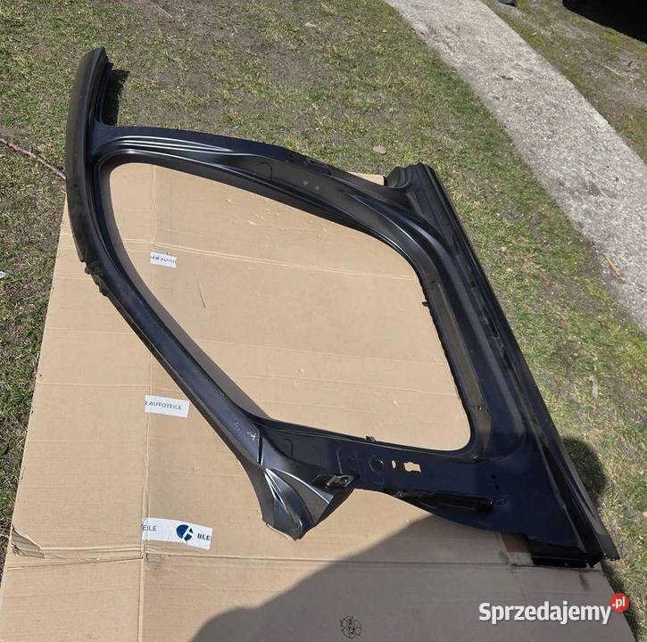 Próg słupek lewy Audi A5 B10 8B5809839 Progi