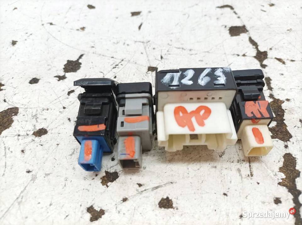 PRZEŁĄCZNIK AWARYJNYCH LUSTEREK PDC 183570 sprzedam