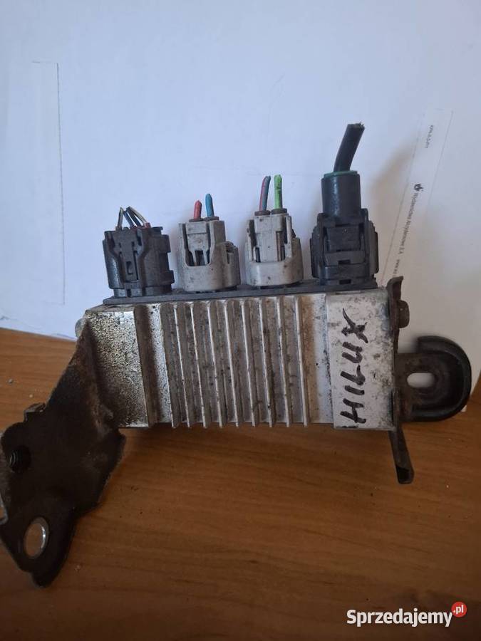 Toyota Hilux przekaznik rozrusznika 2855130010