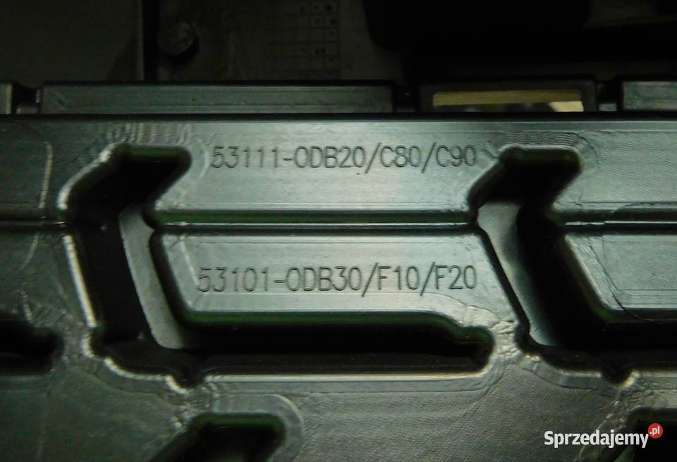 TOYOTA YARIS CROSS gril atrapa grila i płyta małopolskie Tarnów