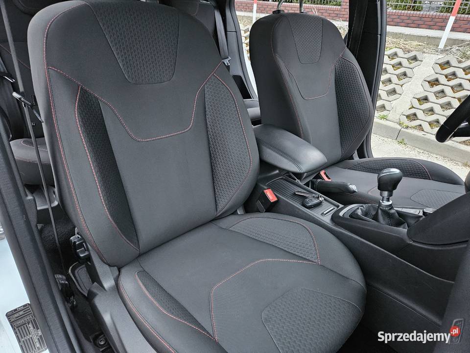 Ford Focus STLine 2016 15 benzyna 150 salon CD Rzeszów sprzedam