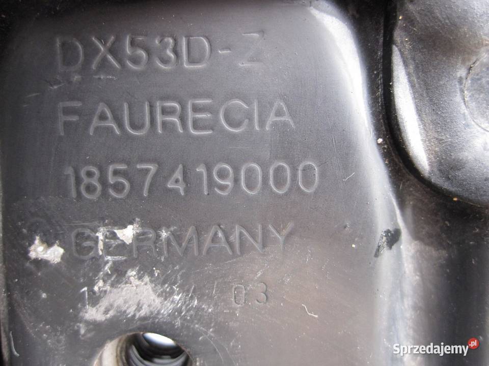 BMW X3 E83 30 B 04r pas przód 340006106