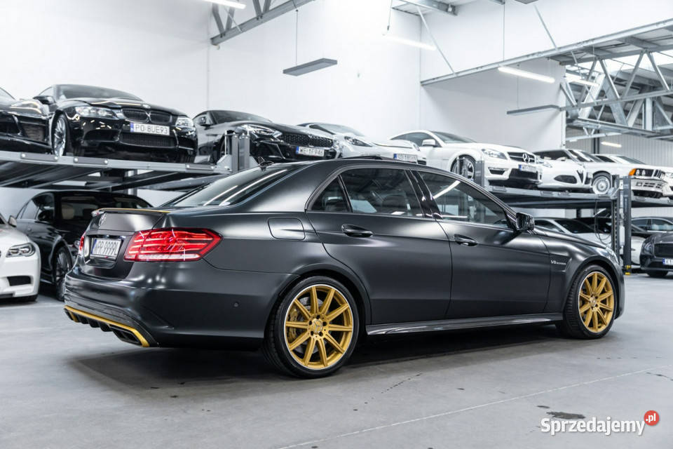 Mercedes E 63 AMG Performance Studio Special reflektory ksenonowe Węgrzce