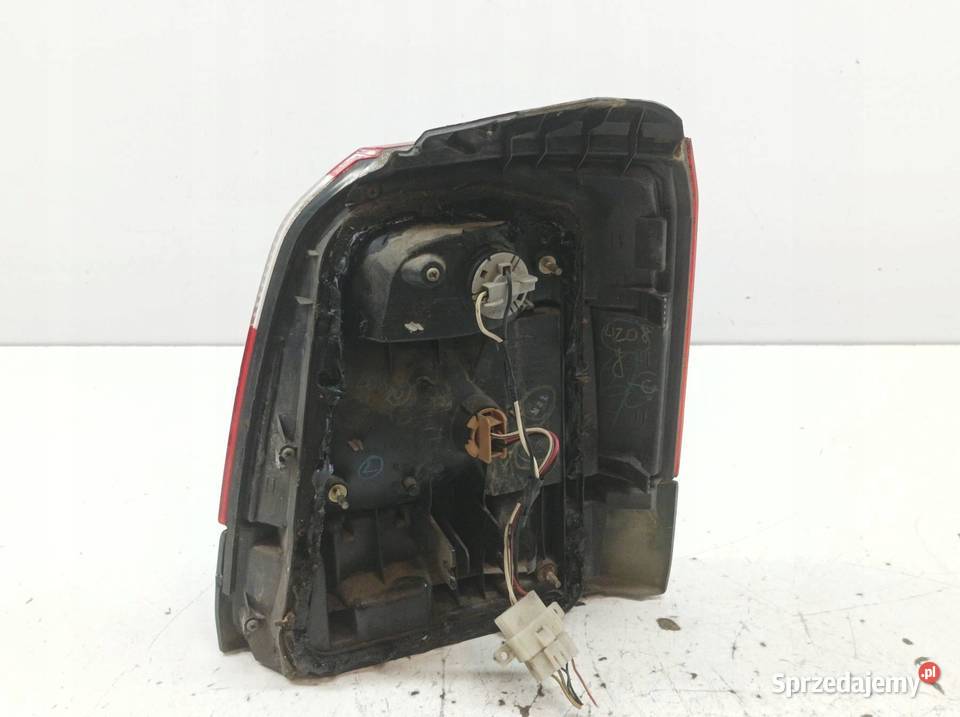 LAMPA TYŁ LEWA LIFT Subaru Forester I 19972002