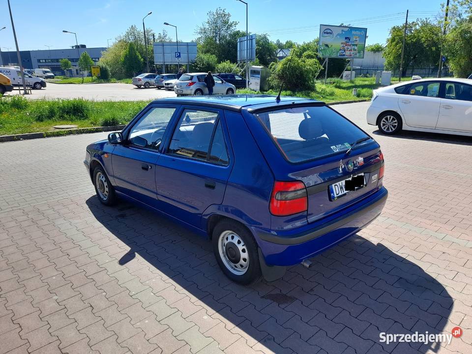 Sprzedam z kolekcji Skoda Felicia 2001 Modra 13 Wrocław