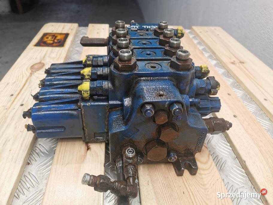 CAT TH 336 Rozdzielacz hydrauliczny Rexroth