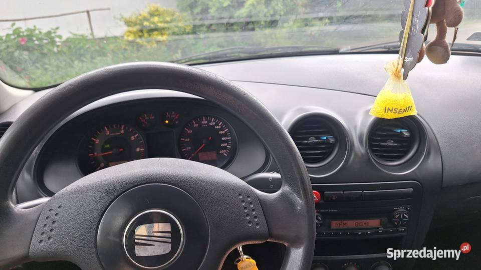 Seat IBIZA III 2002r benzyna 12 305000km łódzkie Tomaszów Mazowiecki