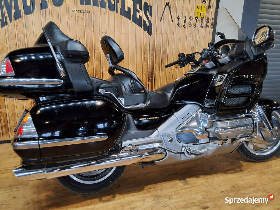 Honda GL Gold Wing Piękna honda GL1800 Godwing bagażnik Stare Miasto