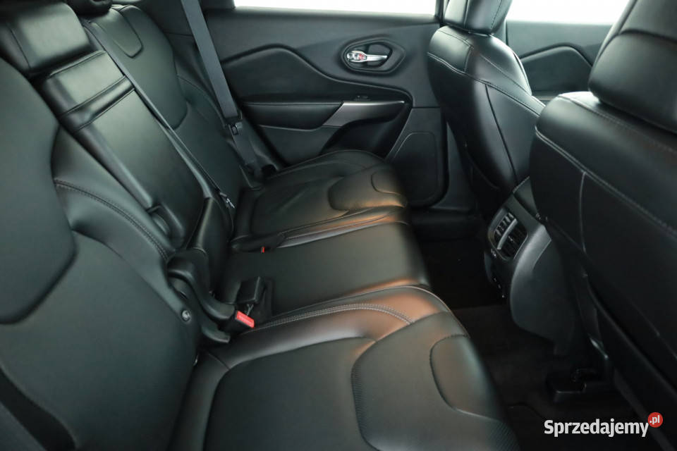 Jeep Cherokee 22 MultiJet przyciemniane szyby