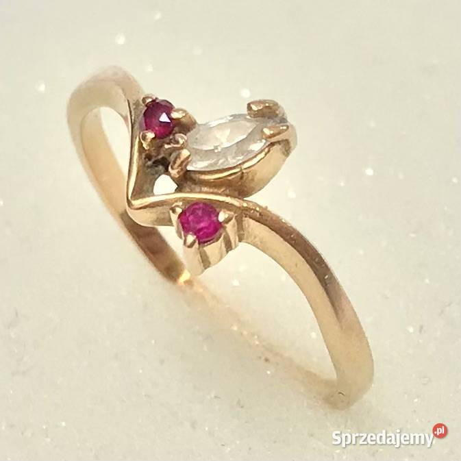 Złoty pierścionek 14K 585 z ametystami i sprzedam