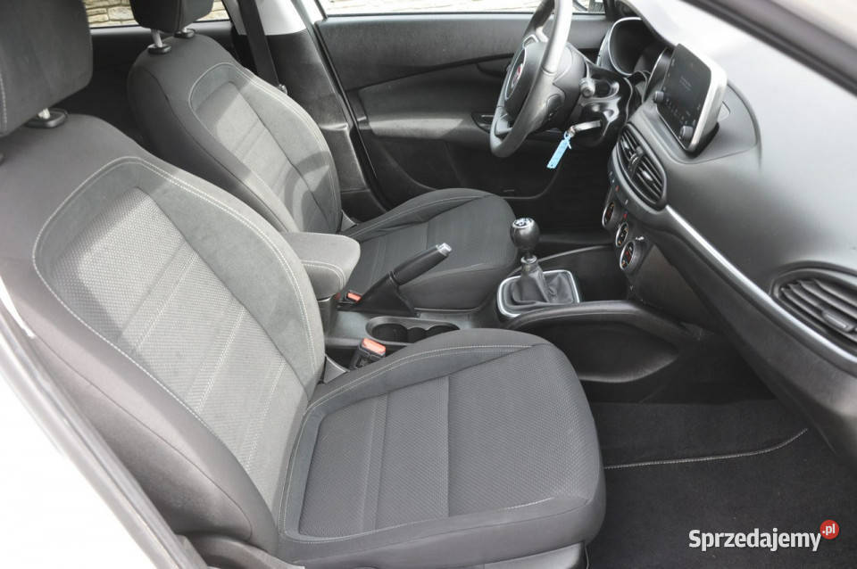 Fiat Tipo 14 95 hatchback LED Navi Kamera Dąbrowa Górnicza
