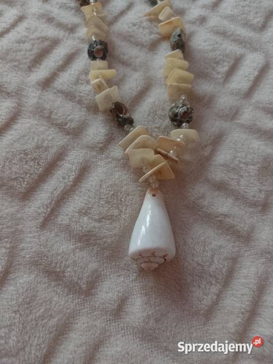 Hiszpańskie korale z Madrytu naszyjnik muszelki Kraków