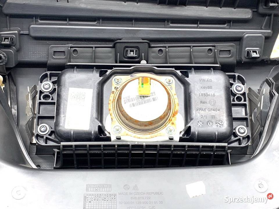 KOKPIT SKODA FABIA III 6V0857069A Kombi KONSOLA Deski rozdzielcze, konsole podkarpackie