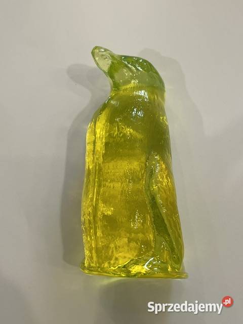 Figurka pingwina ze szkła uranowego Antyki sprzedam