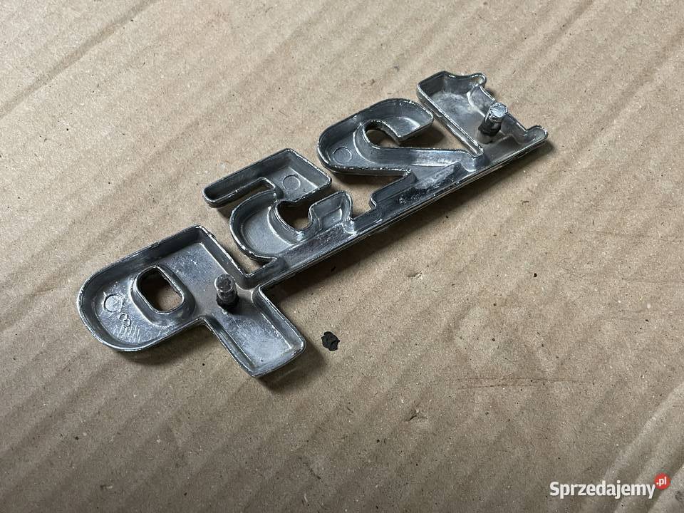 Emblemat znaczek Fiat 125p metalowy chrom osobowe Strzegom