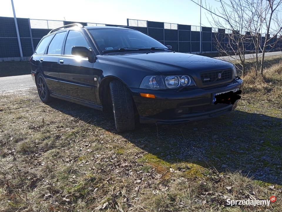 Volvo V40 20 BG 140 2003r długie opłaty Niemce