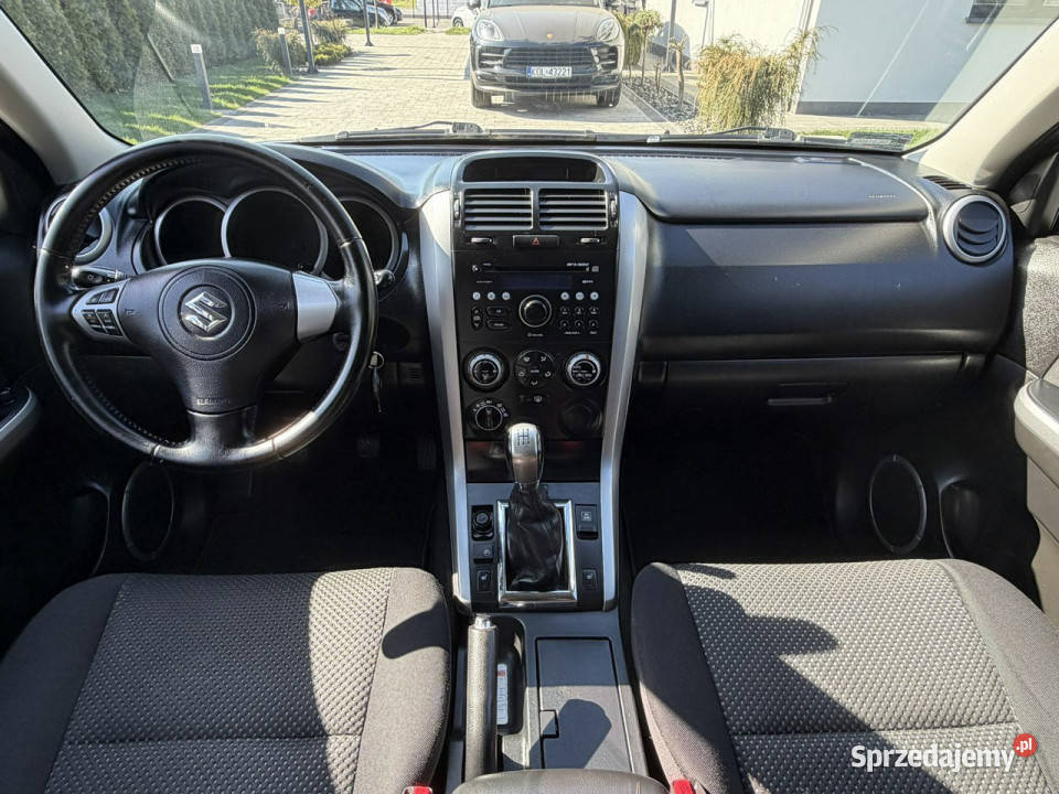 Suzuki Grand Vitara 20 16V LPG Salon Stan Chechło
