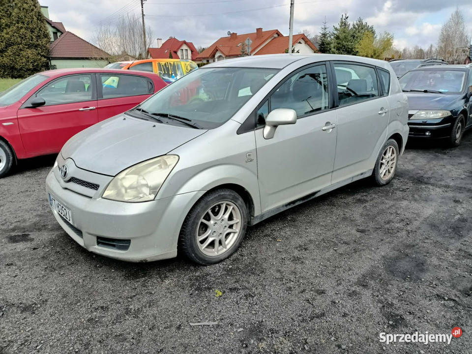 Toyota Corolla Verso Toyota Corolla Verso 20 D4D Tarnów sprzedam