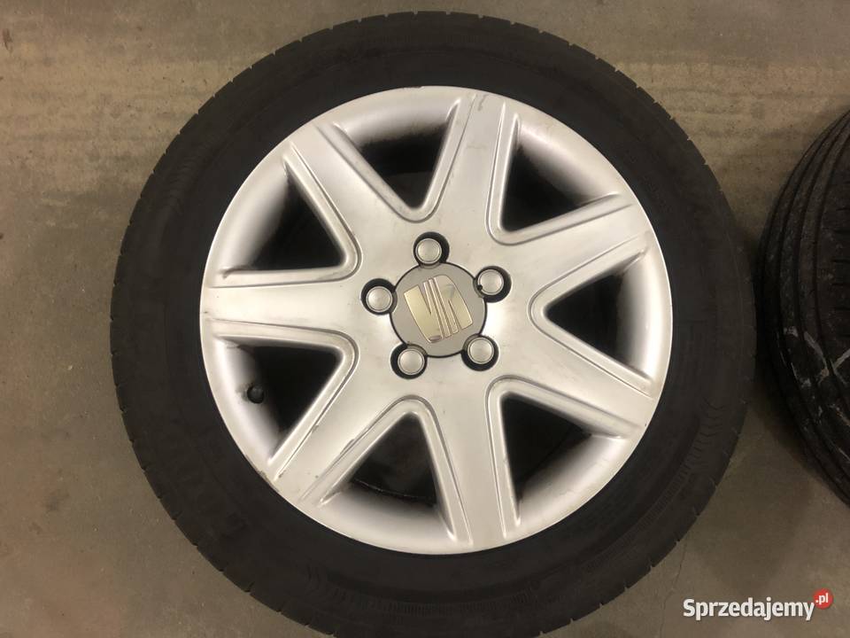 4 alufelgi 16 Seat OE dwie opony letnie Goodyear Samochodowe