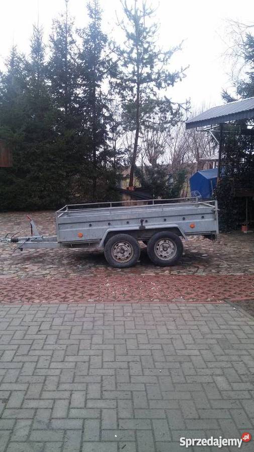 Przyczepa samochodowa 2 osiowa z hamulcem Rok produkcji 2007 Śmiechów