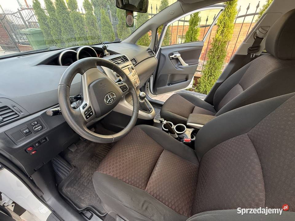 Toyota Verso 7 osobowa dach panoramiczny 150KM