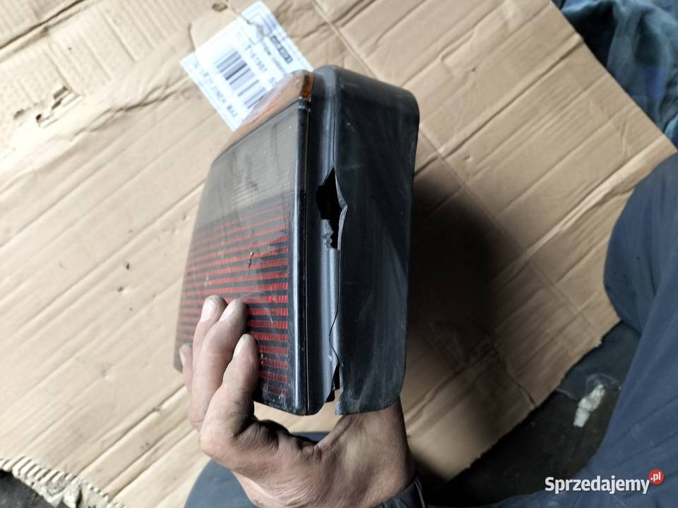 LAMPA TYŁ TYLNA LEWA CZARNA PALONA GOLF 3 Kamień-Kolonia