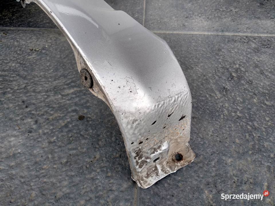 Toyota Yaris I LIFT FL błotnik lewy kierowcy Sieradz sprzedam