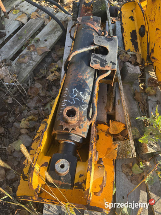 JCB 535 łapy podpory siłownik Jastrzębniki
