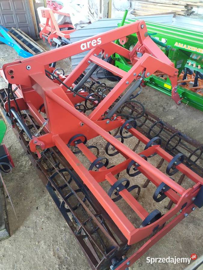 Agregat uprawowo siewny nieuszkodzony Agregaty Jedwabne