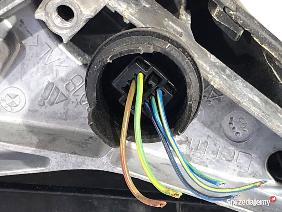 LUSTERKO PRAWY BMW E87 Hatchback 0313 osobowe Lusterka zewnętrzne