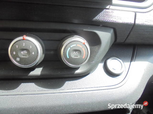 RENAULT Trafic III 20 DCi 150 MHEV EDC7 GS370 Kielce