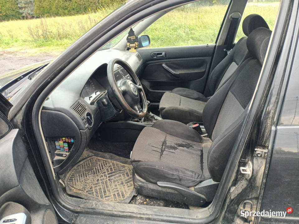 Volkswagen Golf Volkswagen Golf 4 16 LPG 99r IV Tarnów