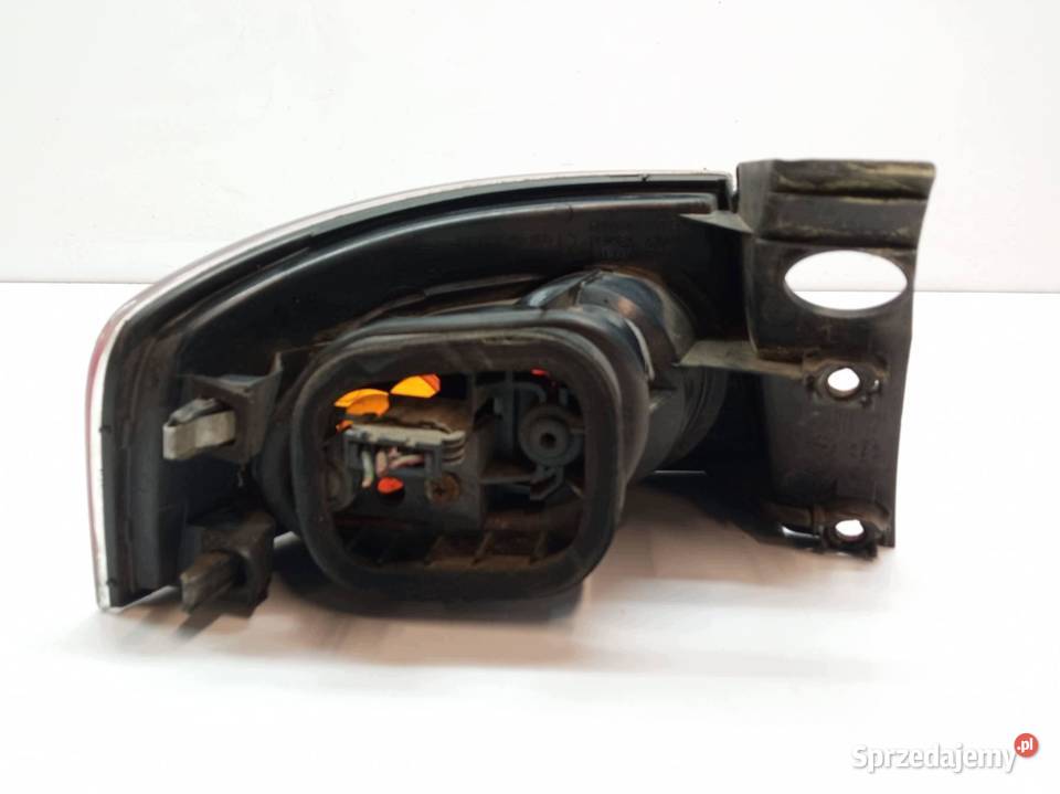 LAMPA TYŁ PRAWA EU Seat Ibiza III 20022008