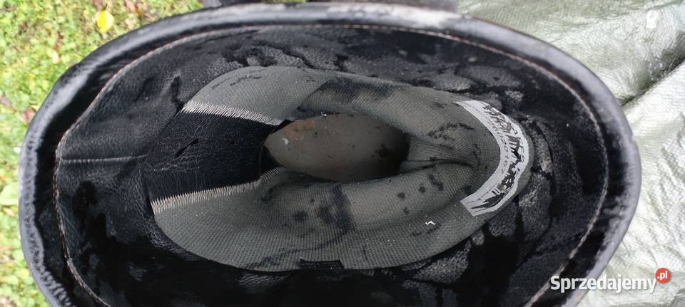 Strażackie buty USA z 2002 roku tu sprzedaję Jarosław